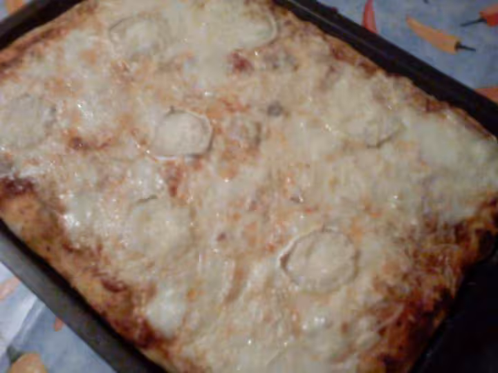 Pizza roti de porc fromages