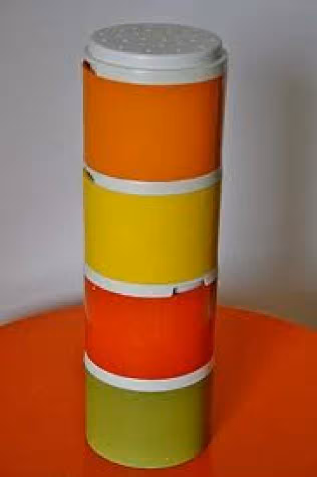 Boites a epices tupperware 1970