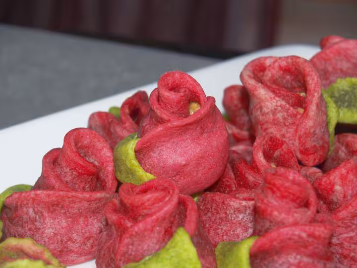 Roses aux cacahuetes et lait concentre