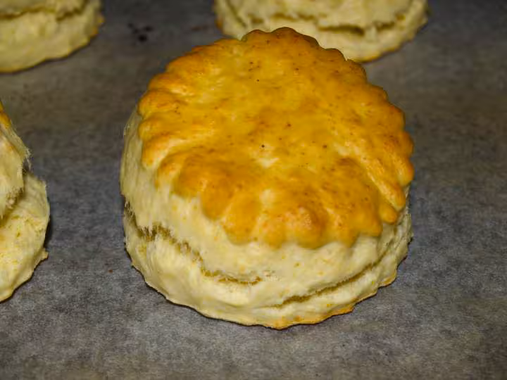 Scones premier essai