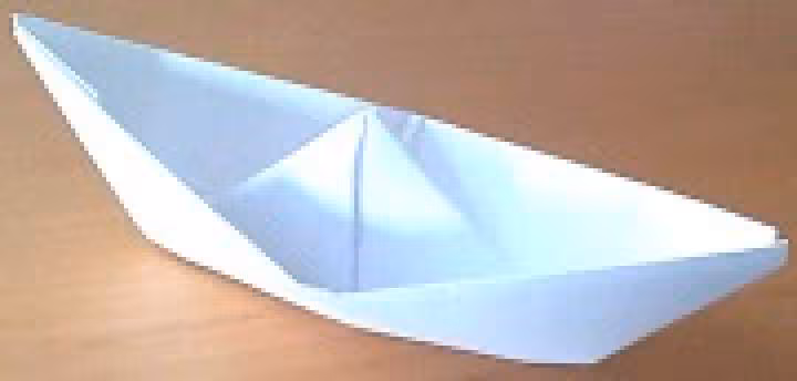 Bateau en papier termine