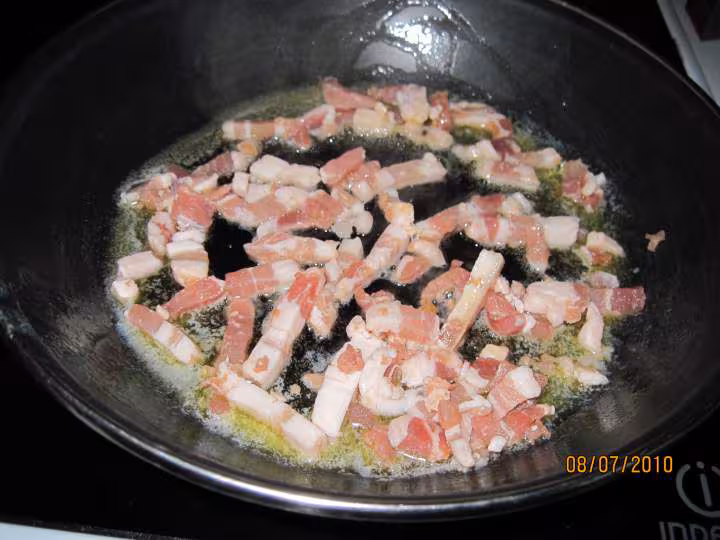 1 2 bageutte de roquette et lardons a la vinaigrette