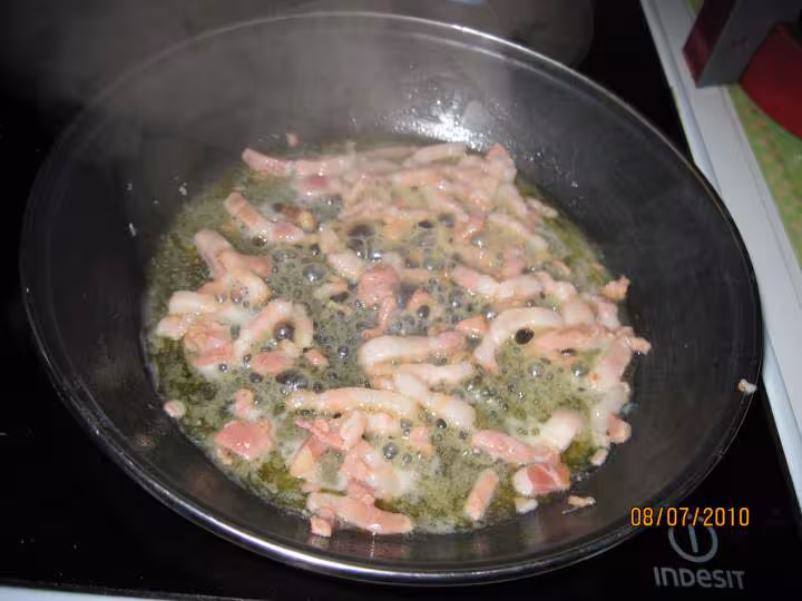 1 2 bageutte de roquette et lardons a la vinaigrette