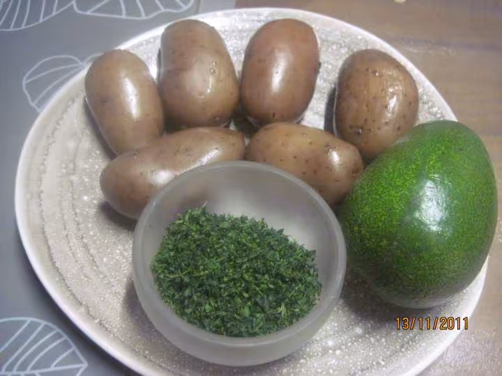 Aiguillettes de poulet a l avocat persillee