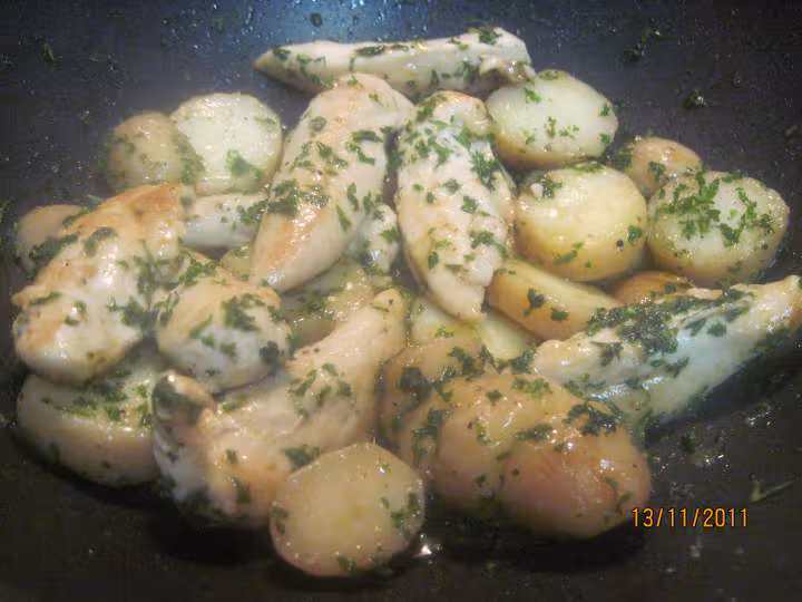 Aiguillettes de poulet a l avocat persillee