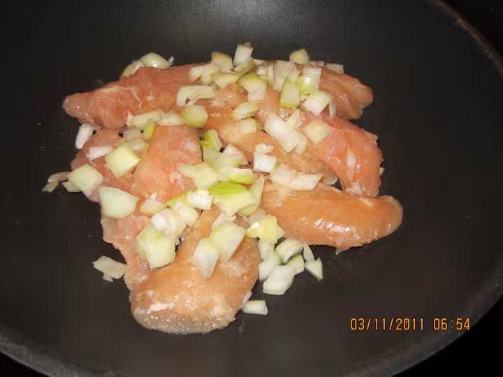Aiguillettes de poulet a la sauce madere