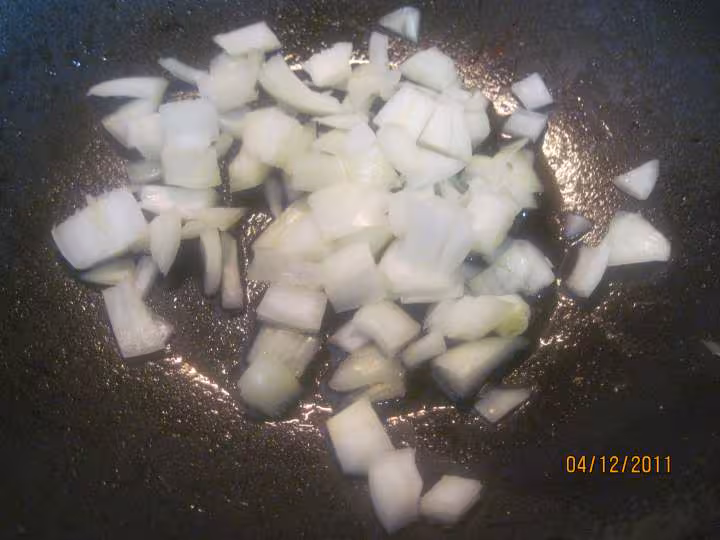 Aiguillettes de poulet a la sauce tomate basilic