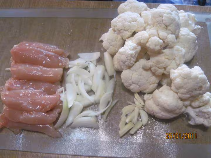 Aiguillettes de poulet au chou fleur sauce curry