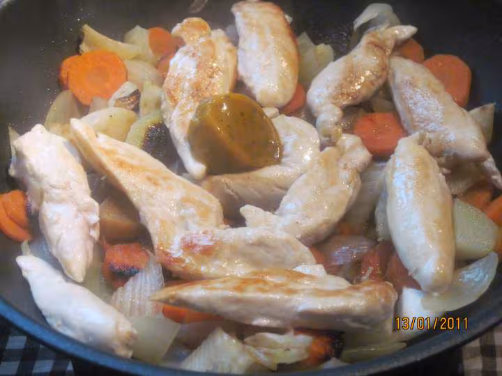 Aiguillettes de poulet aux legumes varies