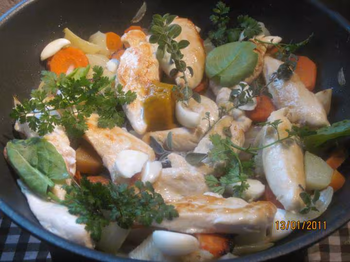 Aiguillettes de poulet aux legumes varies
