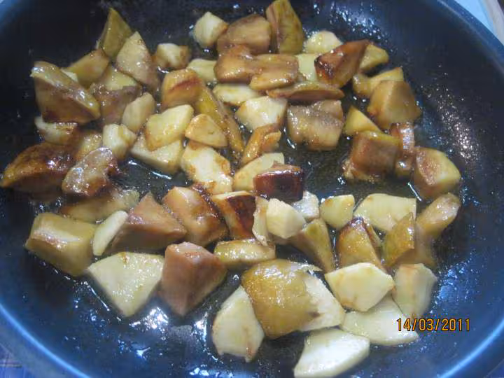 Aumonieres au pomme et mangue caramelisees