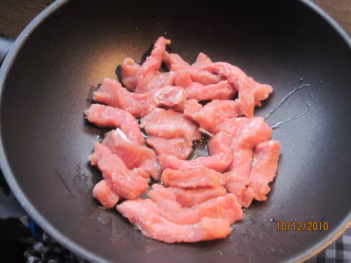 Baguettes d escalopes de porc champignons amp riz