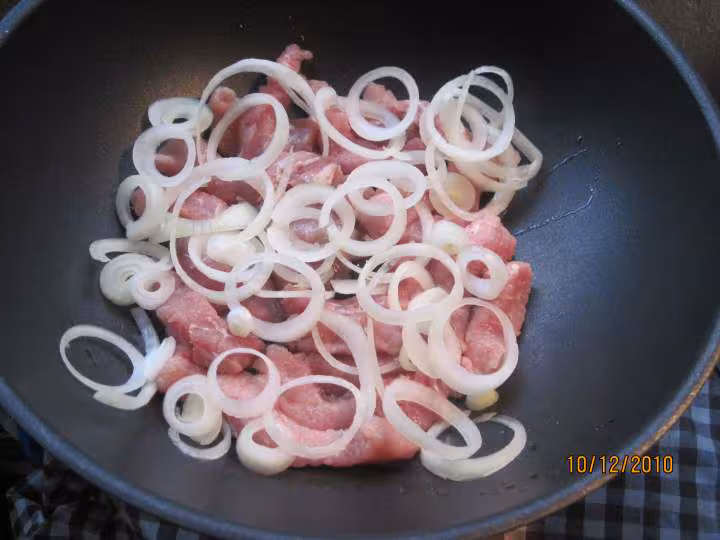 Baguettes d escalopes de porc champignons amp riz