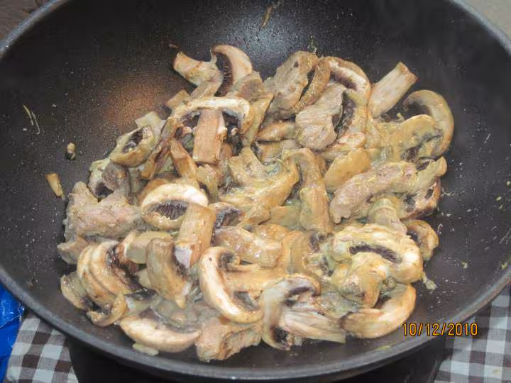 Baguettes d escalopes de porc champignons amp riz