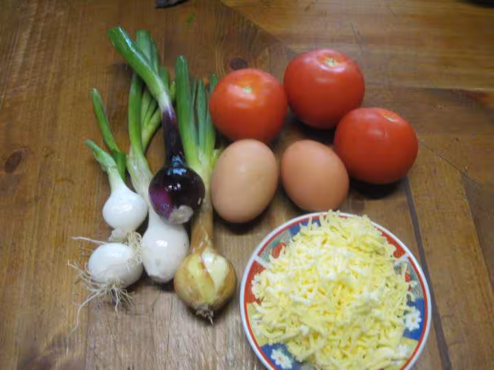 Baguettes garnies et omelette au thon