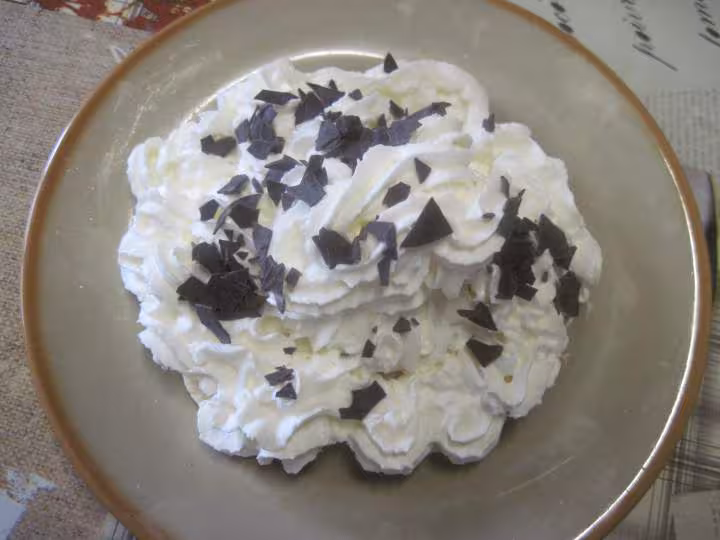 Bananes a la chantilly et chocolat