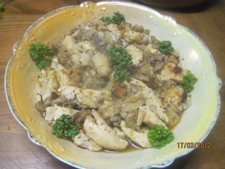Blancs de poulet aux navets et champignons