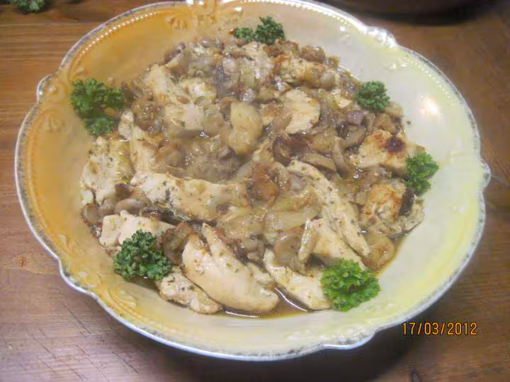 Blancs de poulet aux navets et champignons