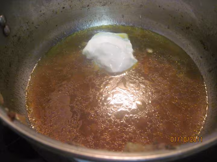 Boeuf bouilli carottes oignon p de terre oignons