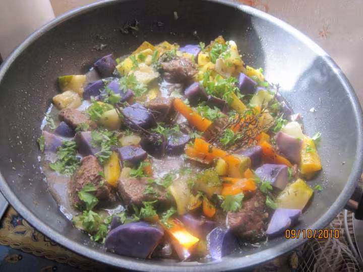 Boeuf bourguignon au melees de legumes