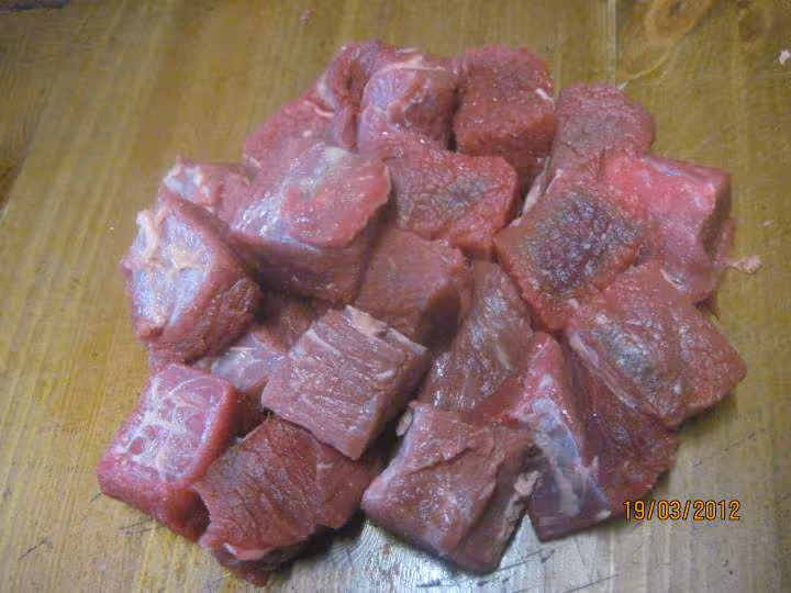 Boeuf mode et carottes et p de terre vin rouge