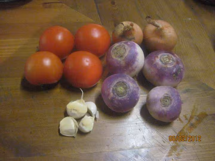 Boeuf navets sauce tomates mijoter