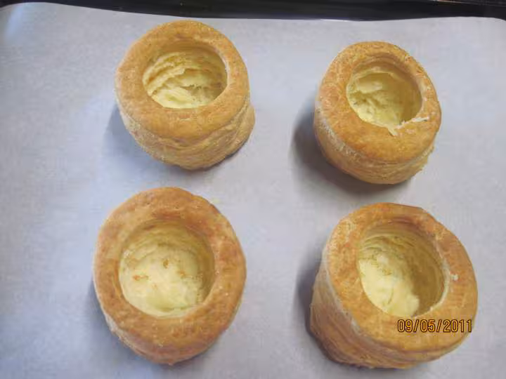 Bouchees a la reine aux cockail de fruits mer