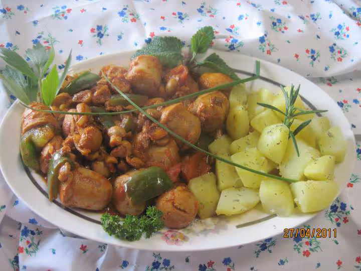 Boudins blancs aux legumes en sauce tomate