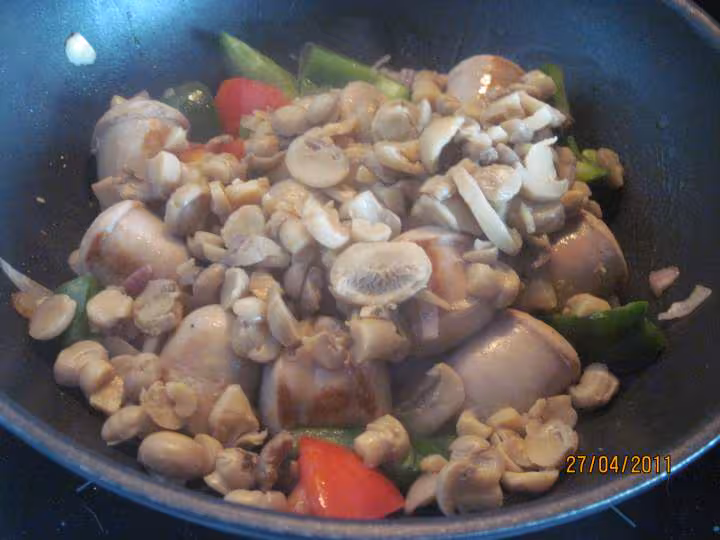 Boudins blancs aux legumes en sauce tomate