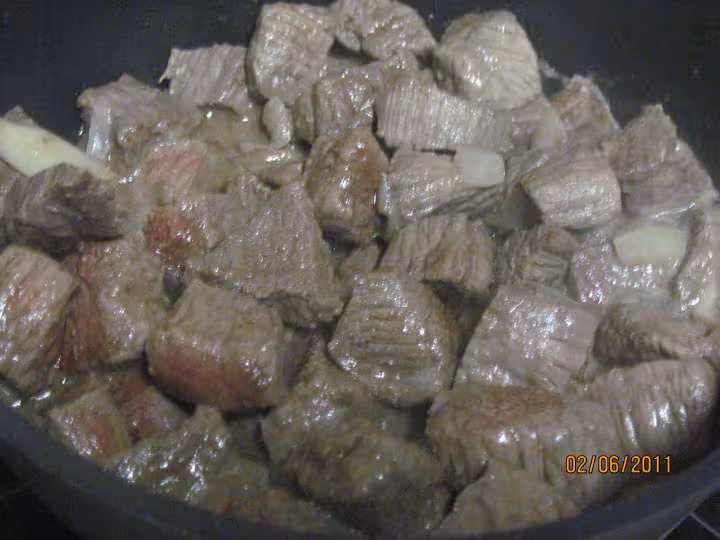 Bouguignon aux trio de legumes sauce massale