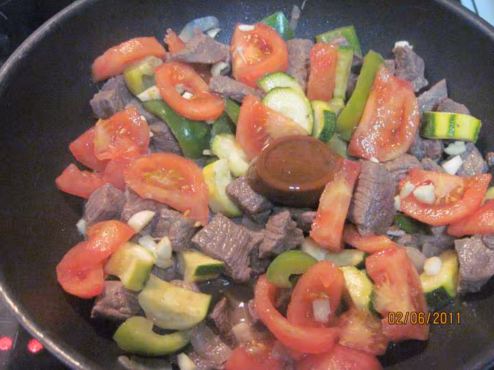 Bouguignon aux trio de legumes sauce massale