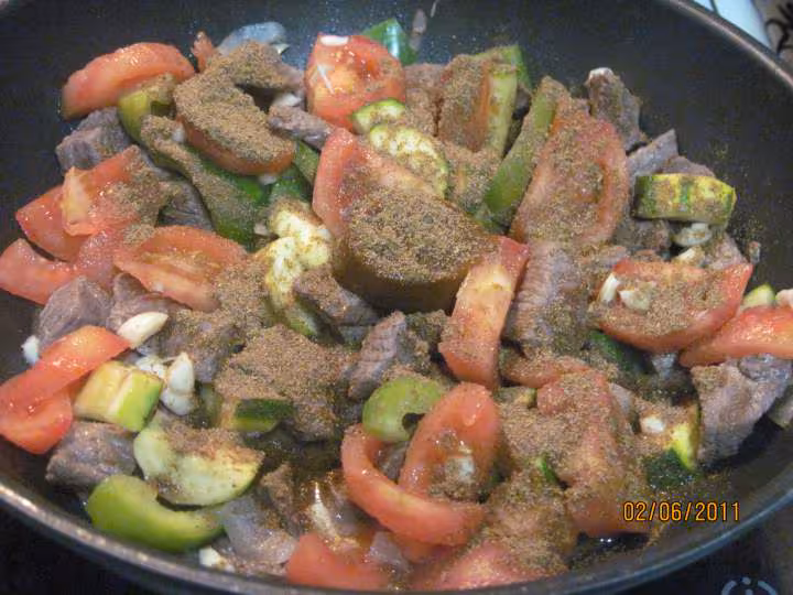 Bouguignon aux trio de legumes sauce massale