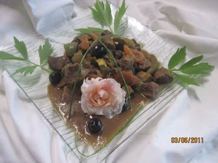Bouguignon aux trio de legumes sauce massale