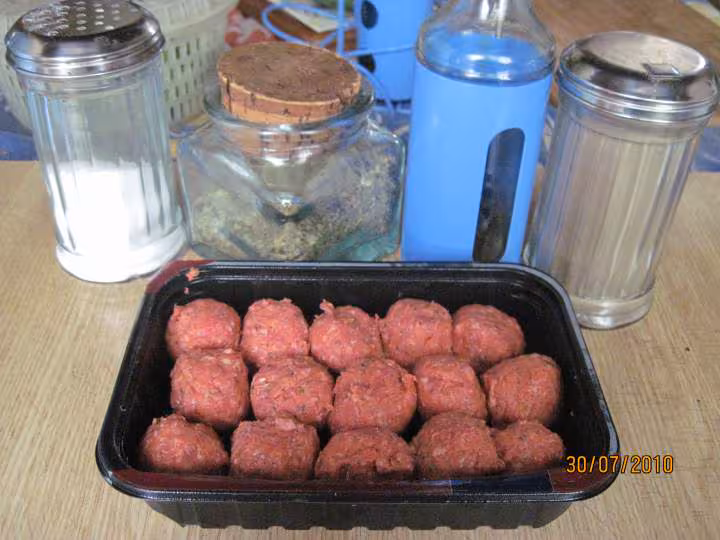 Boulettes a la provencale aux legumes de saison