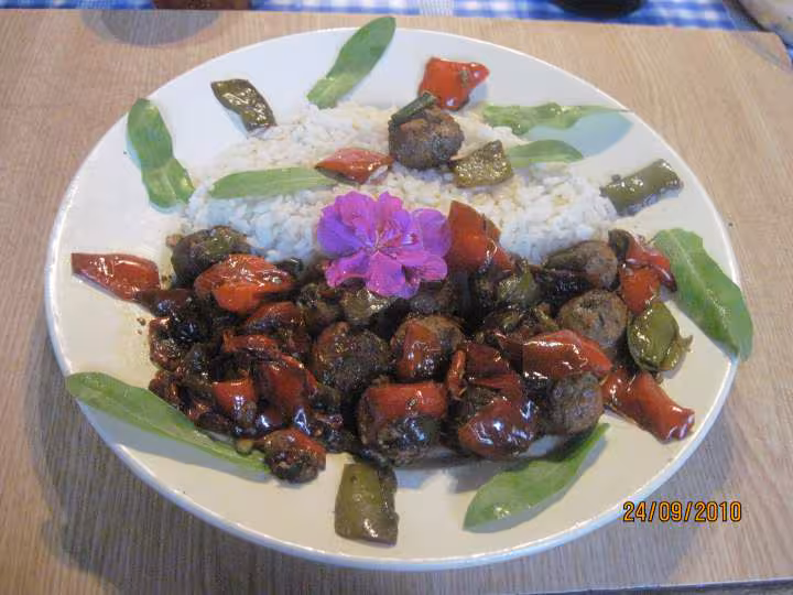 Boulettes aux poivrons et riz