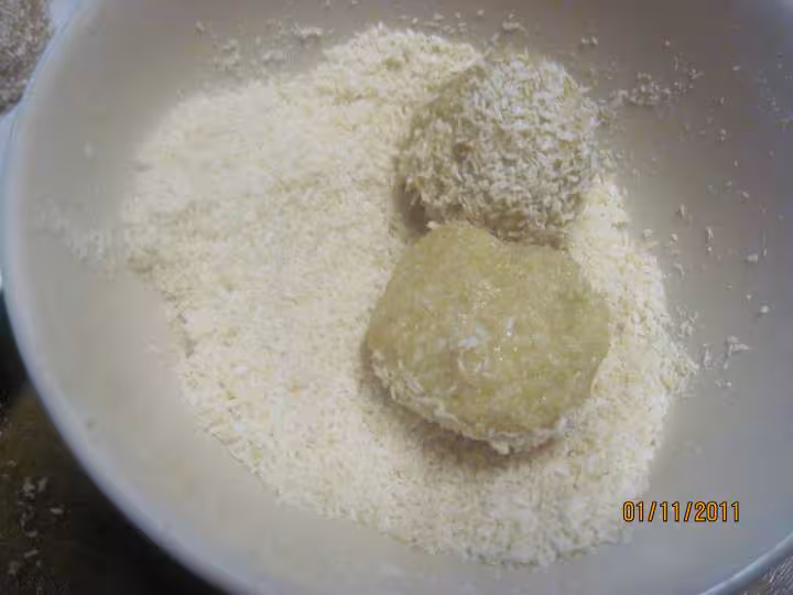 Boulettes de noix de coco au lait concentre