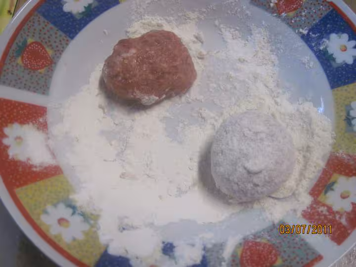 Boulettes de veau aux p de terre bleu sauce colombo