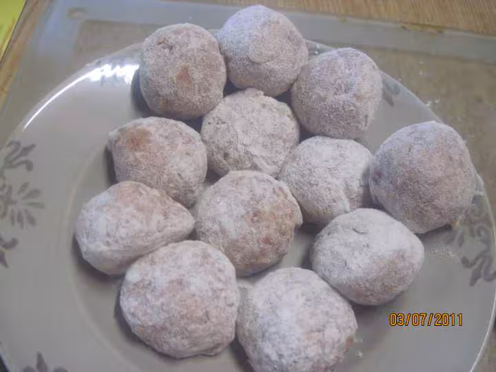 Boulettes de veau aux p de terre bleu sauce colombo
