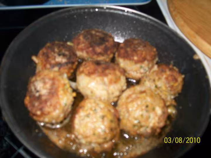 Boulettes de viande en sauce
