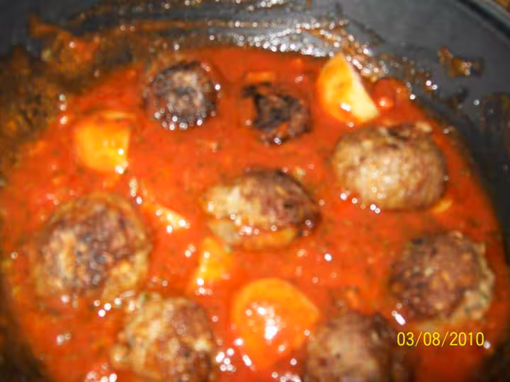 Boulettes de viande en sauce