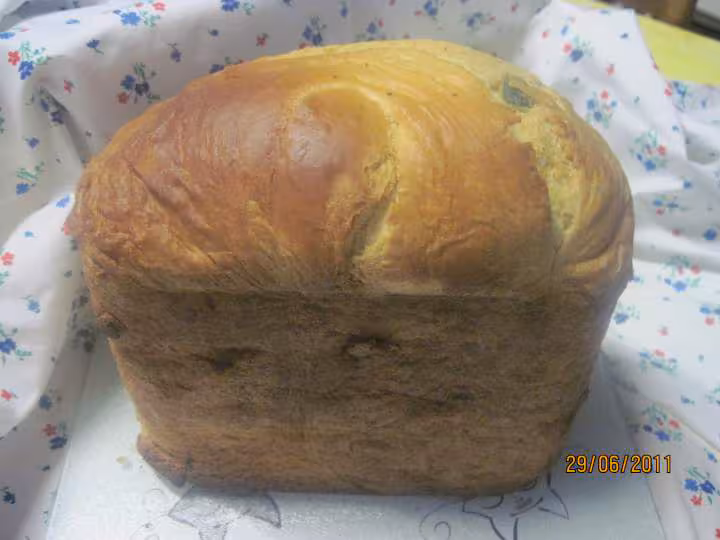 Brioche au beurre et fruits confits