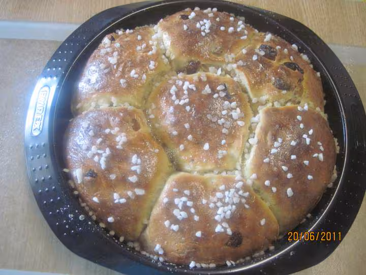 Brioche au trio de raisins