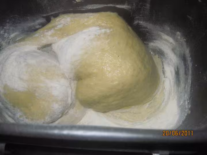 Brioche au trio de raisins