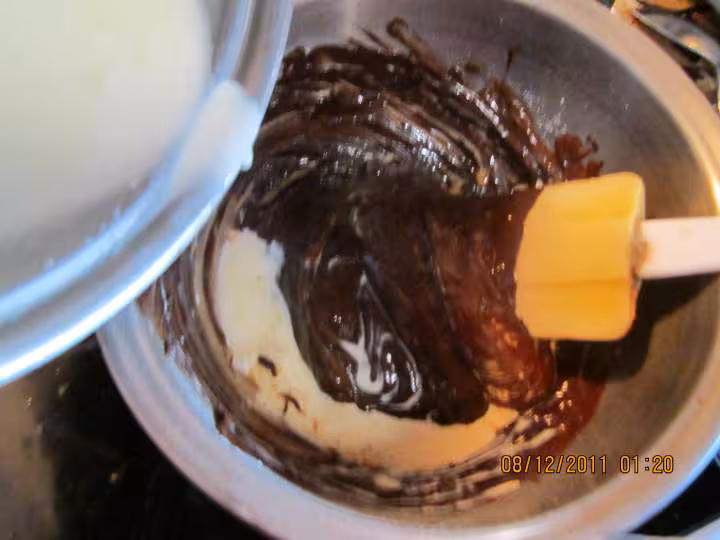 Buche de noel a la creme ganache aux poires