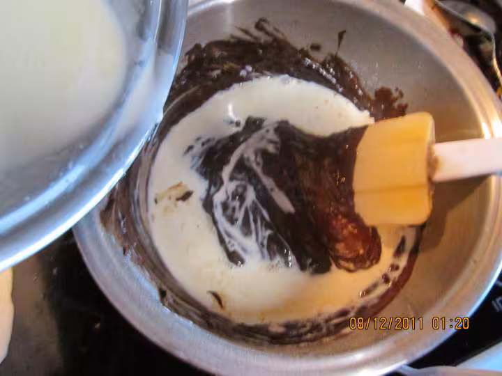Buche de noel a la creme ganache aux poires
