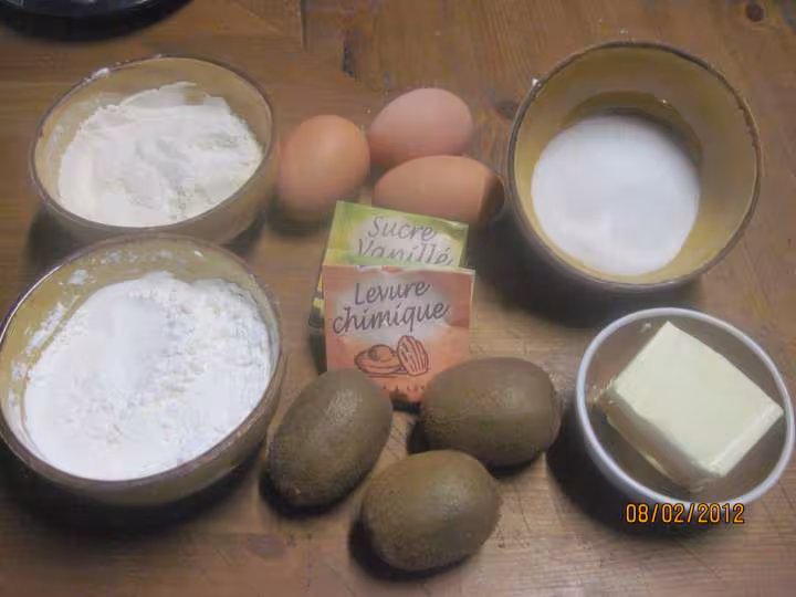 Cake au beurre et kiwis