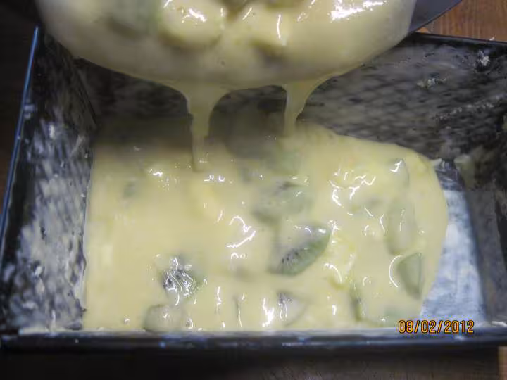 Cake au beurre et kiwis