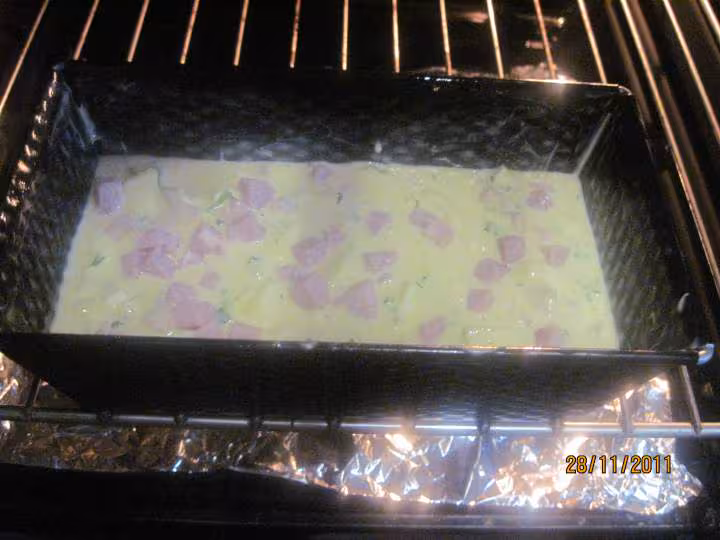 Cake au fromage de chevre et des de jambon