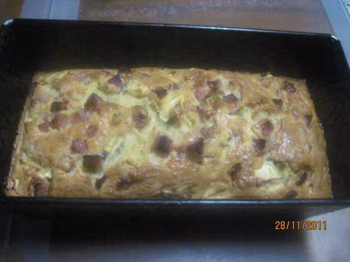Cake au fromage de chevre et des de jambon