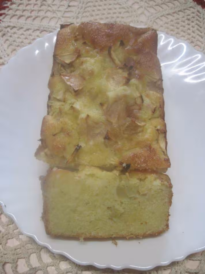 Cake et des de pomme au petit suisse